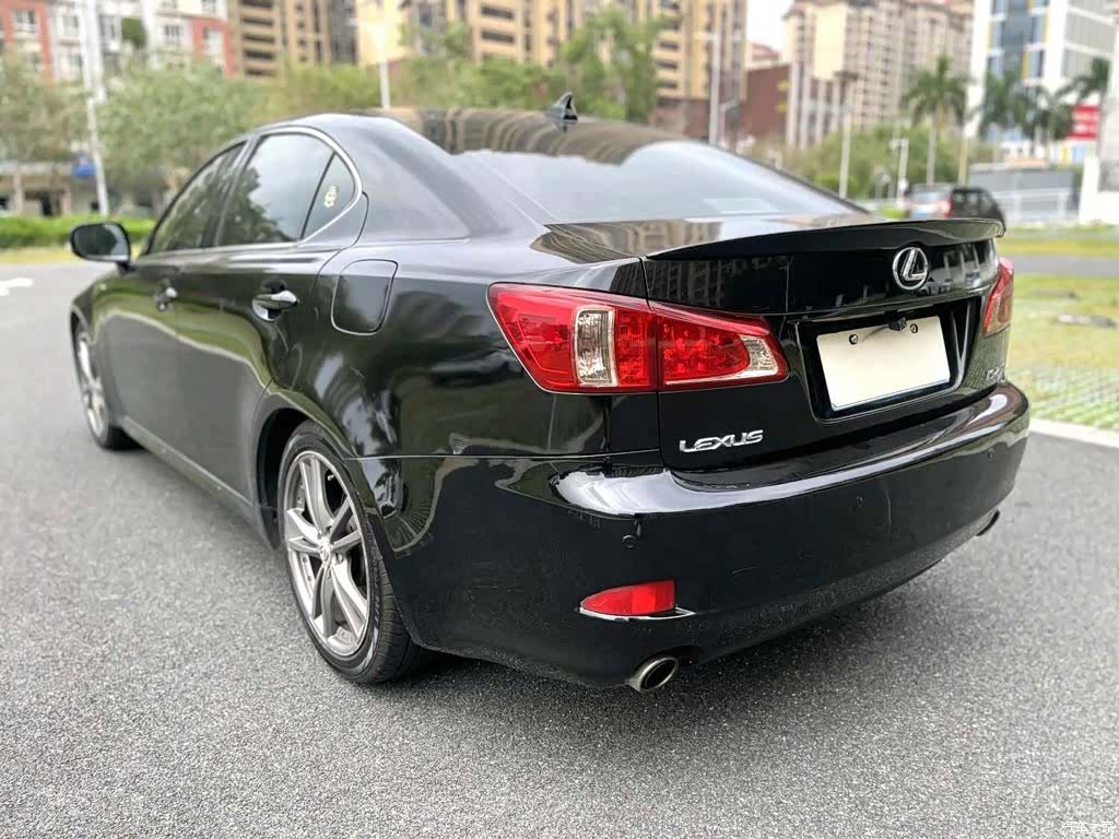Lexus IS, 2012 9