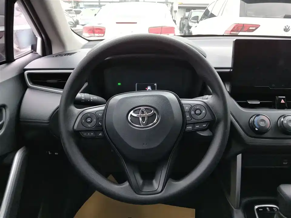 Toyota Corolla Sharp amplifier