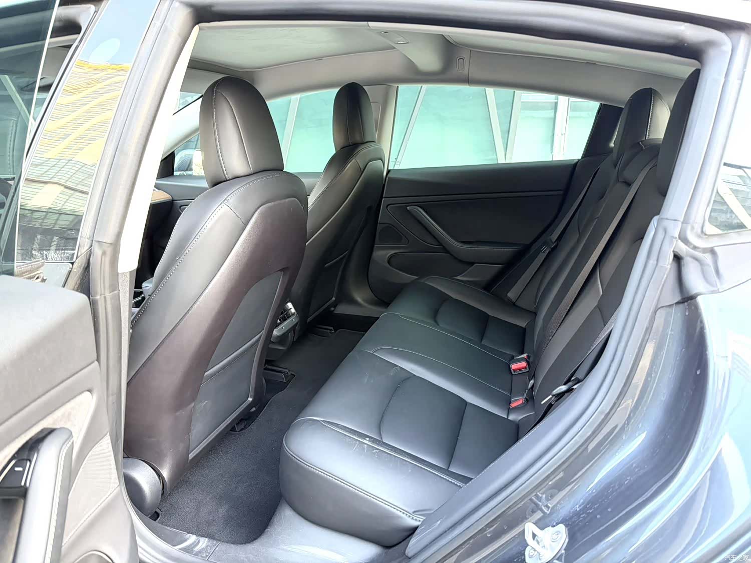 Tesla Model 3, 2020 8