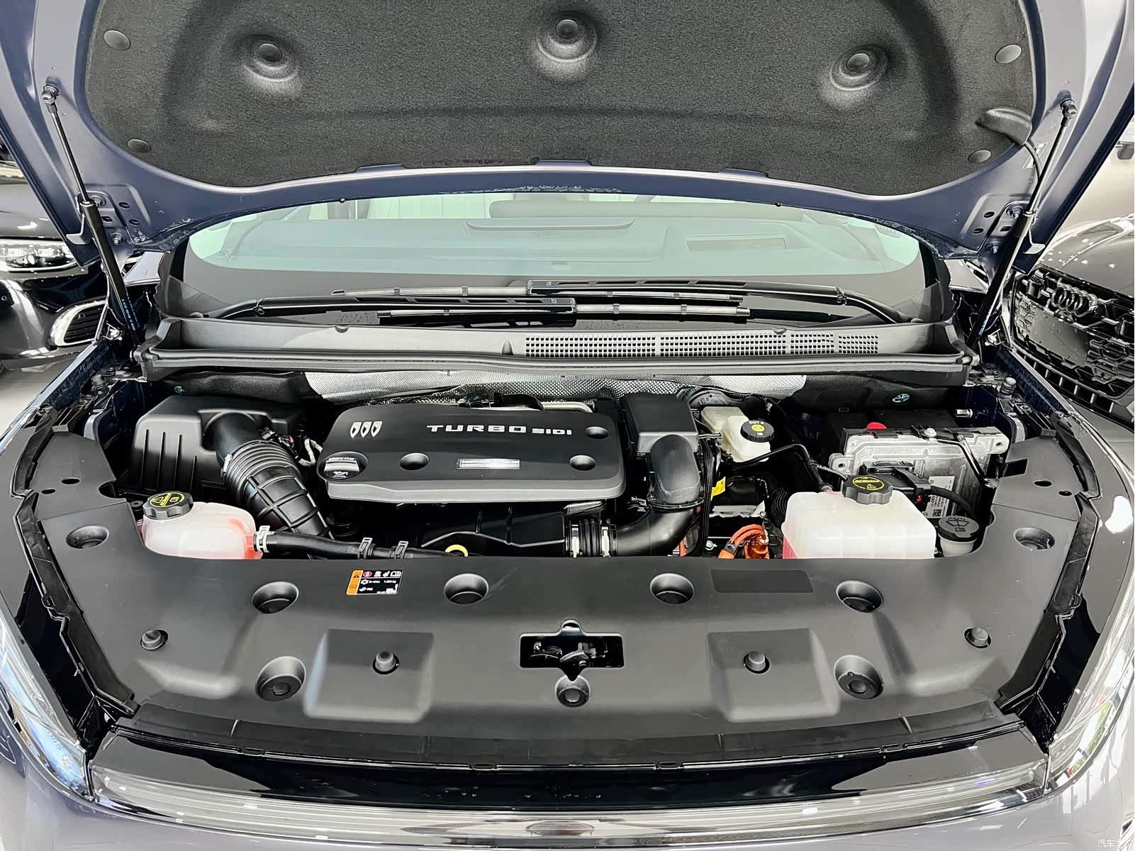 Buick GL8, 2025 30