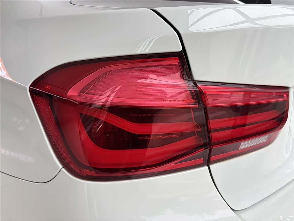 BMW 3 Series, 2018 8