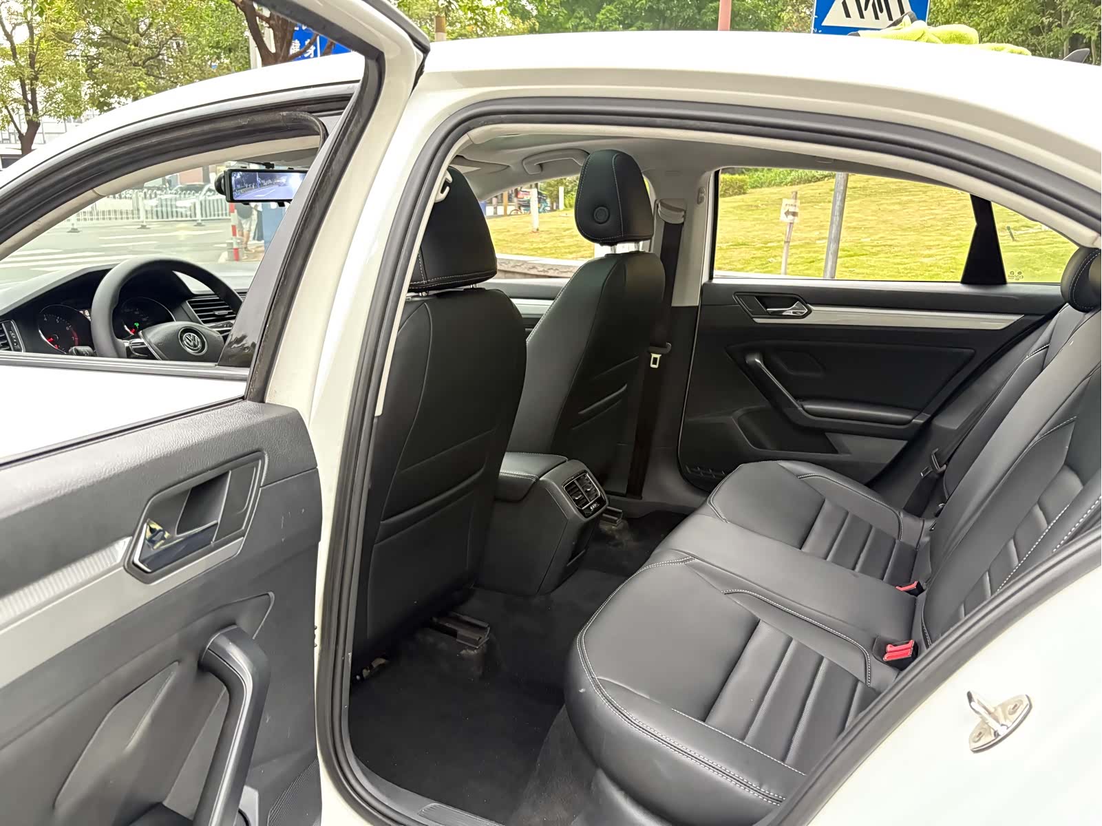 Volkswagen Lamando, 2017 11