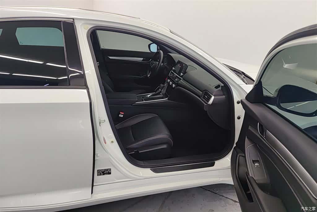 Honda Inspire, 2023 8