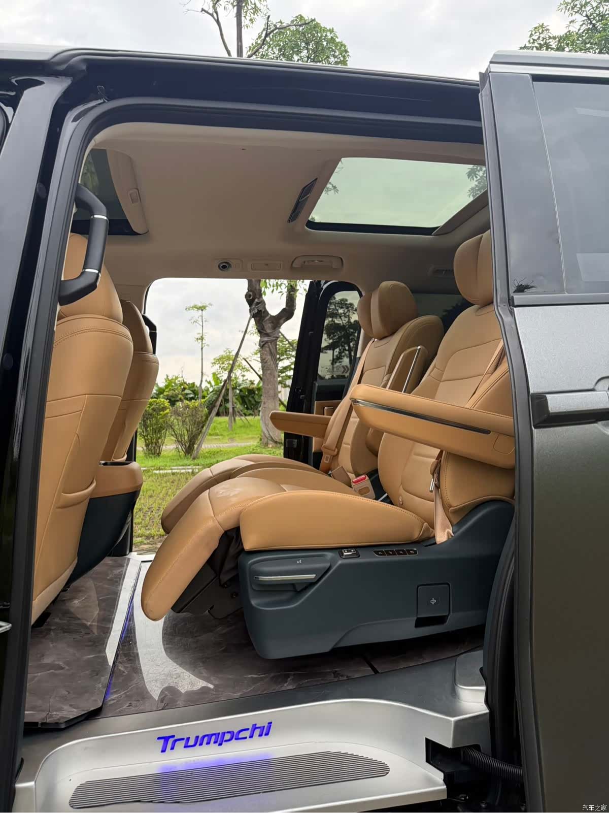 Trumpchi E8, 2024 8