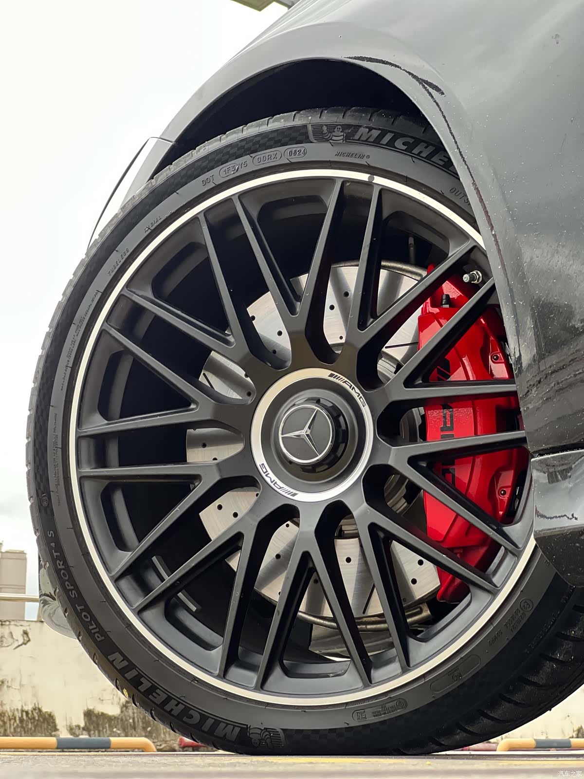 Mercedes-Benz S-Class, 2024 18