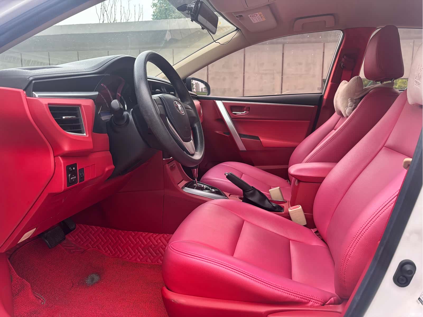 Toyota Corolla, 2015 все фото