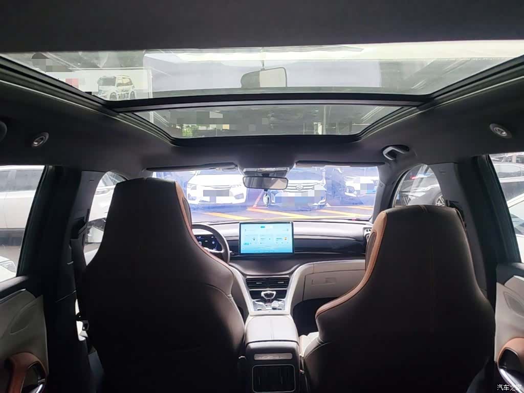 BYD Song, 2022 18