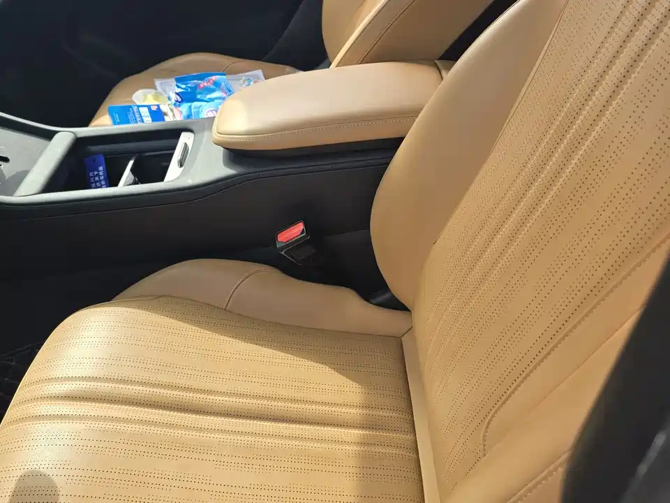 Geely Galaxy Galaxy L7