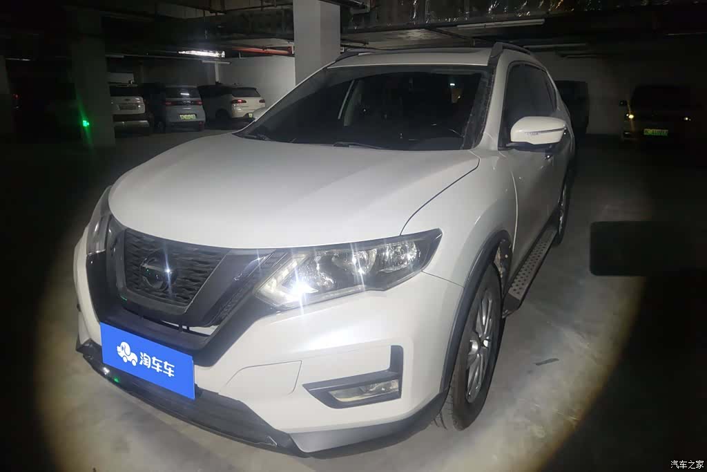 Nissan X-Trail, 2017 1