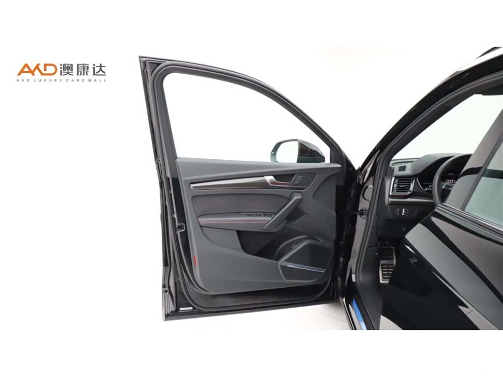 Audi Q5, 2023 10