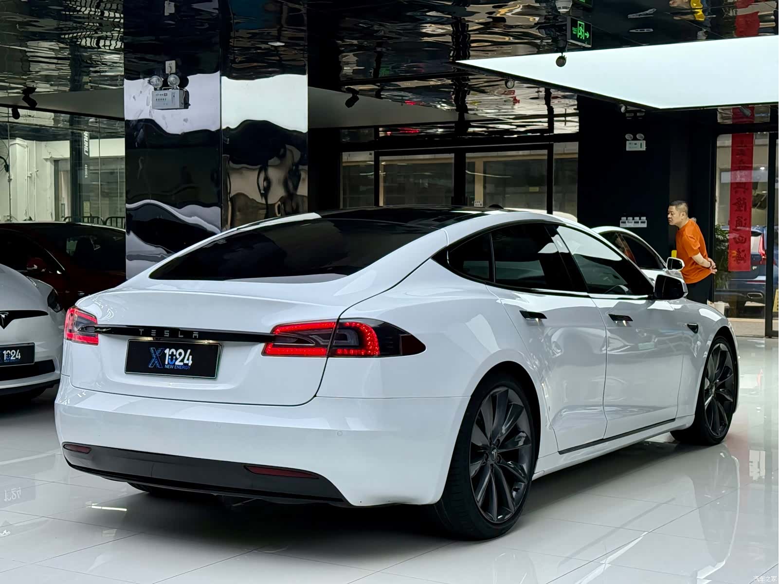 Tesla Model S, 2018 14