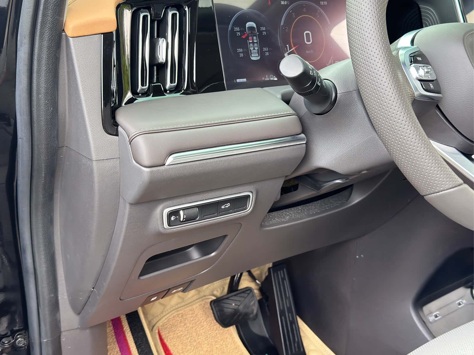 Trumpchi M8, 2024 4