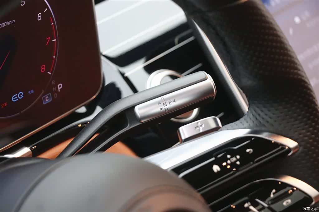 Mercedes-Benz S-Class, 2023 14