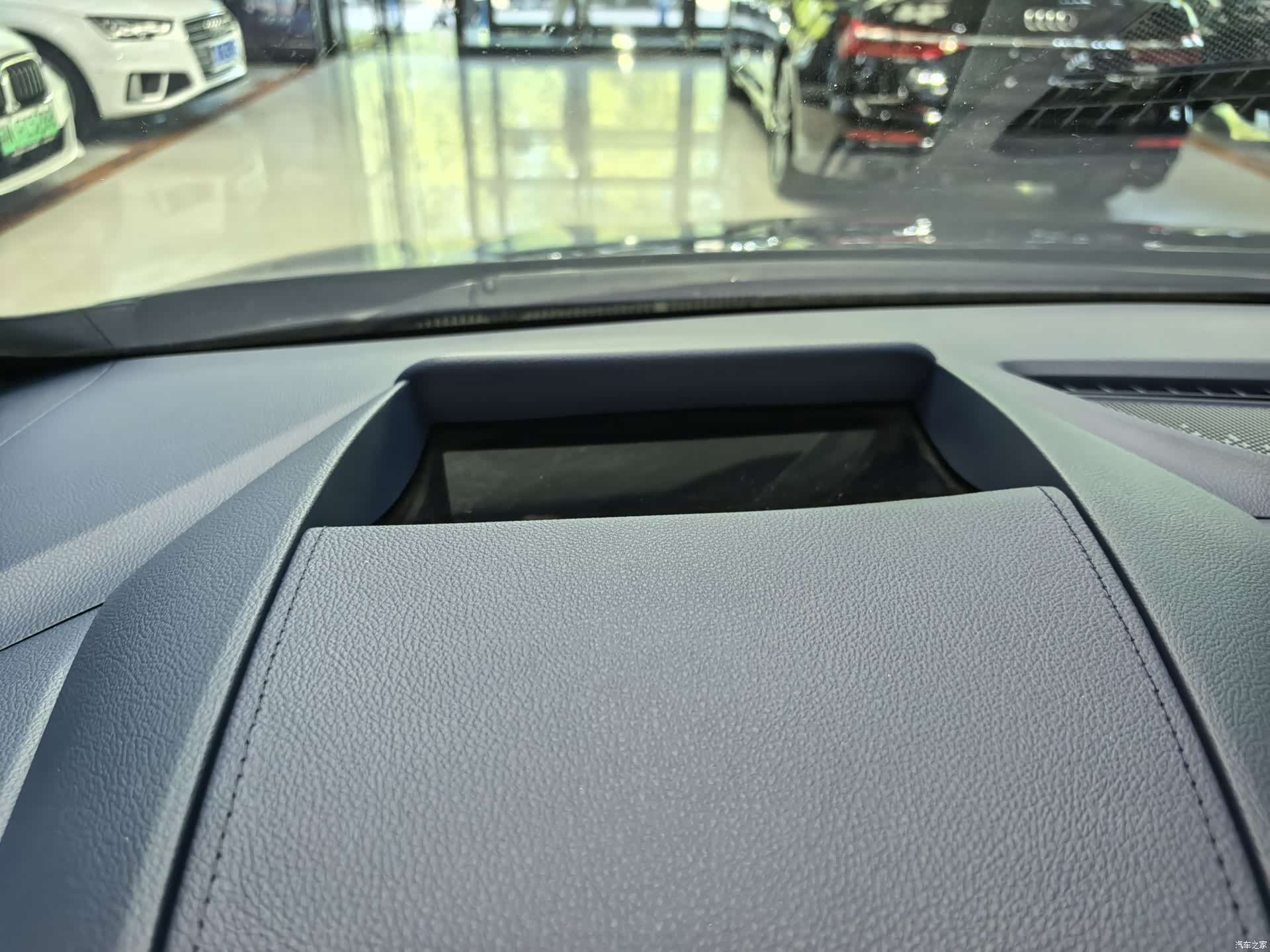 Buick GL8, 2021 13