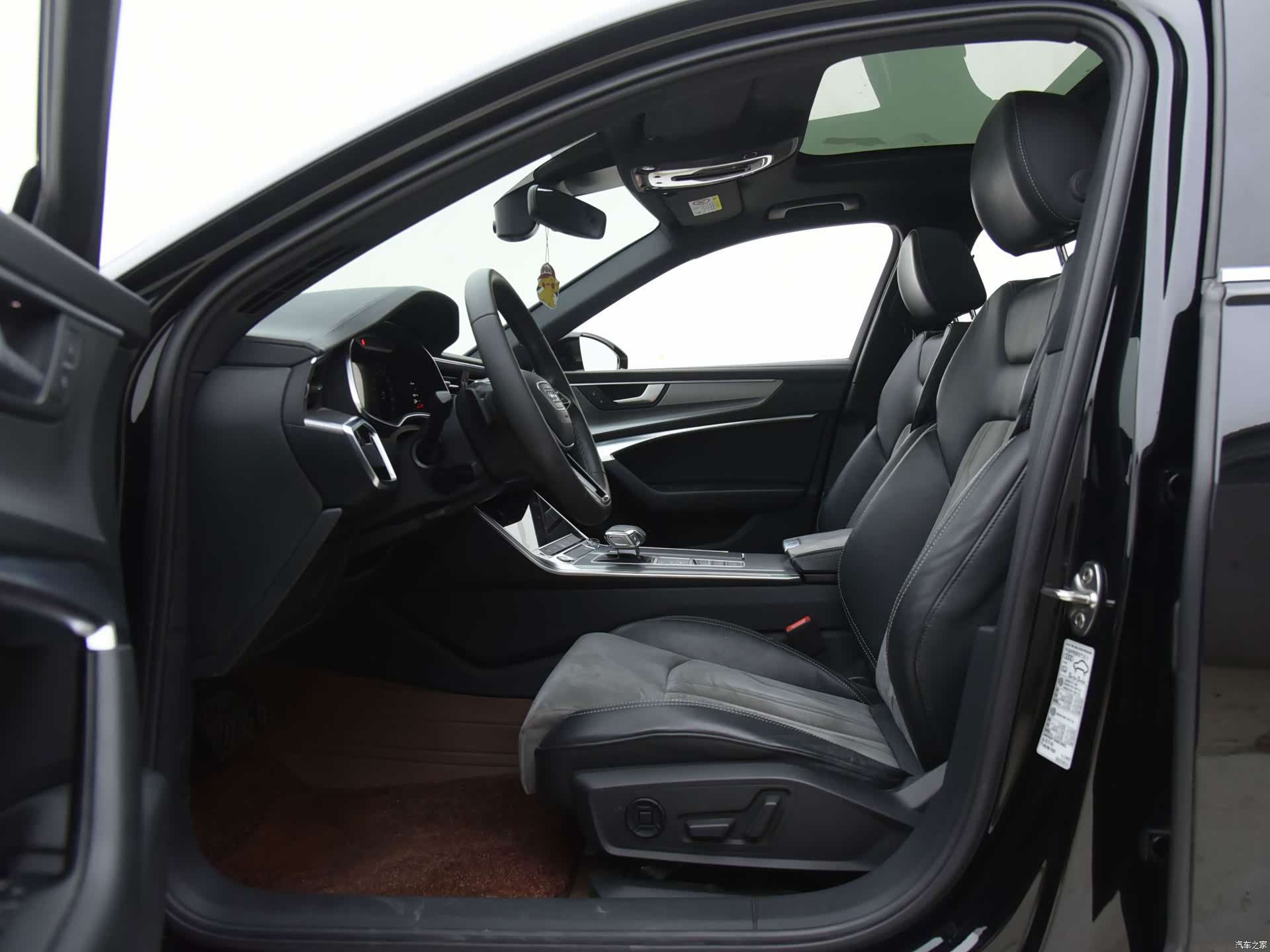 Audi A6L, 2022 28