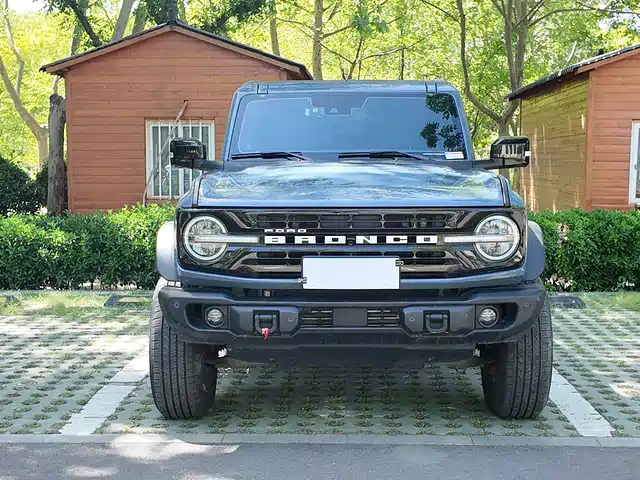 Ford Bronco 2024 — купить из Китая под заказ