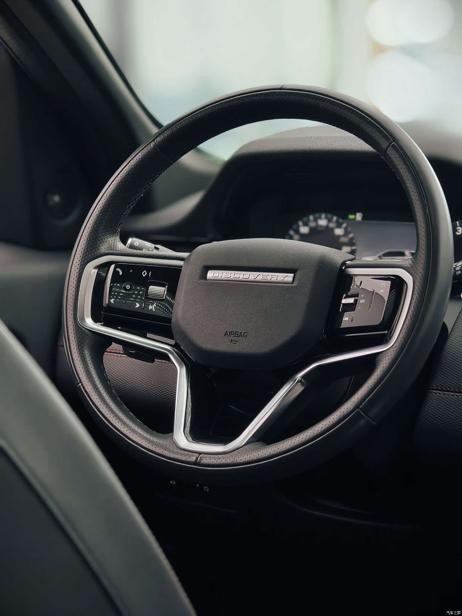 Land Rover Discovery, 2023 9