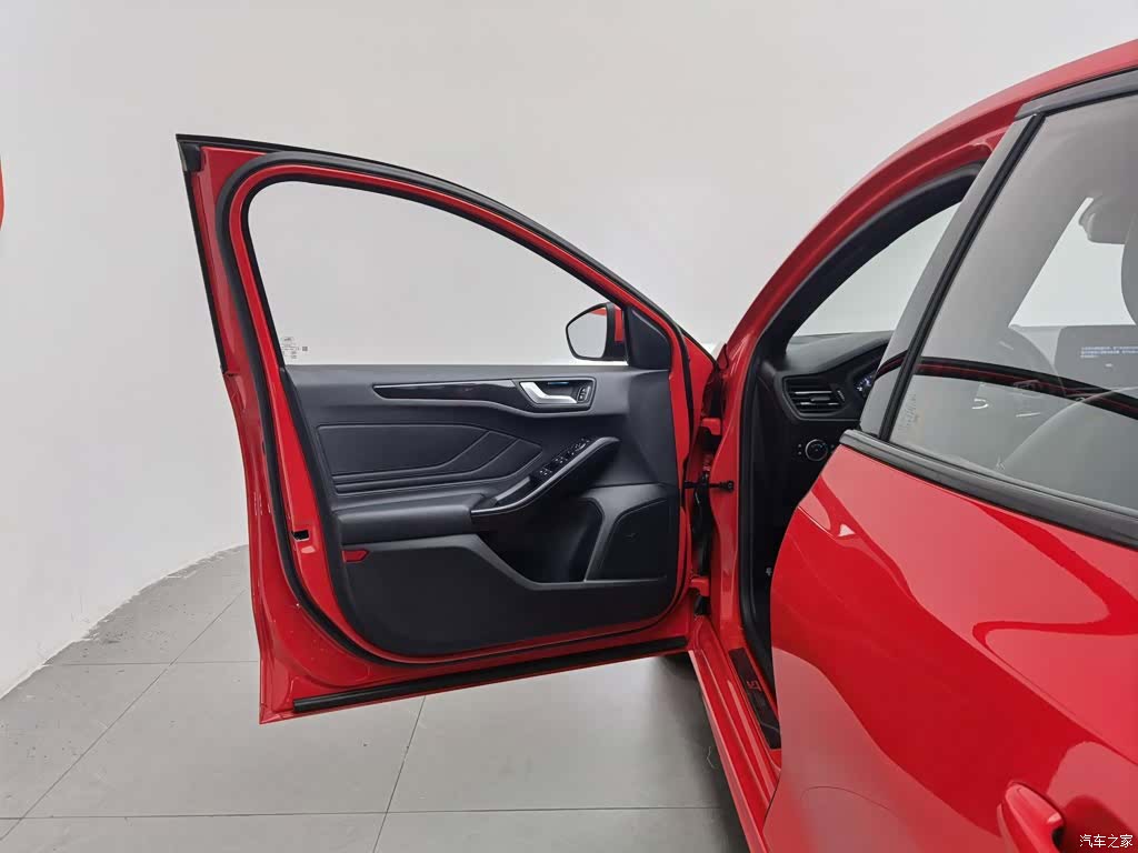 Ford Focus, 2020 8