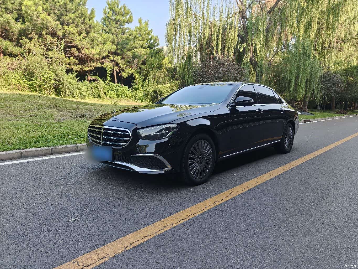 Mercedes-Benz E-Class, 2020 1