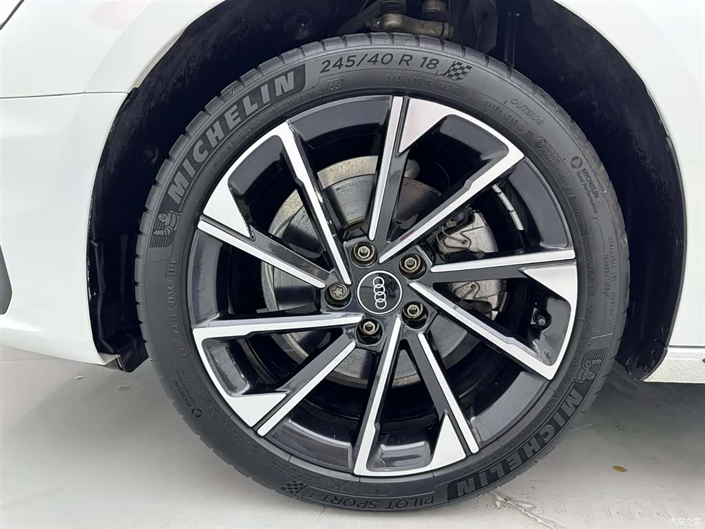 Audi A4L, 2024 29