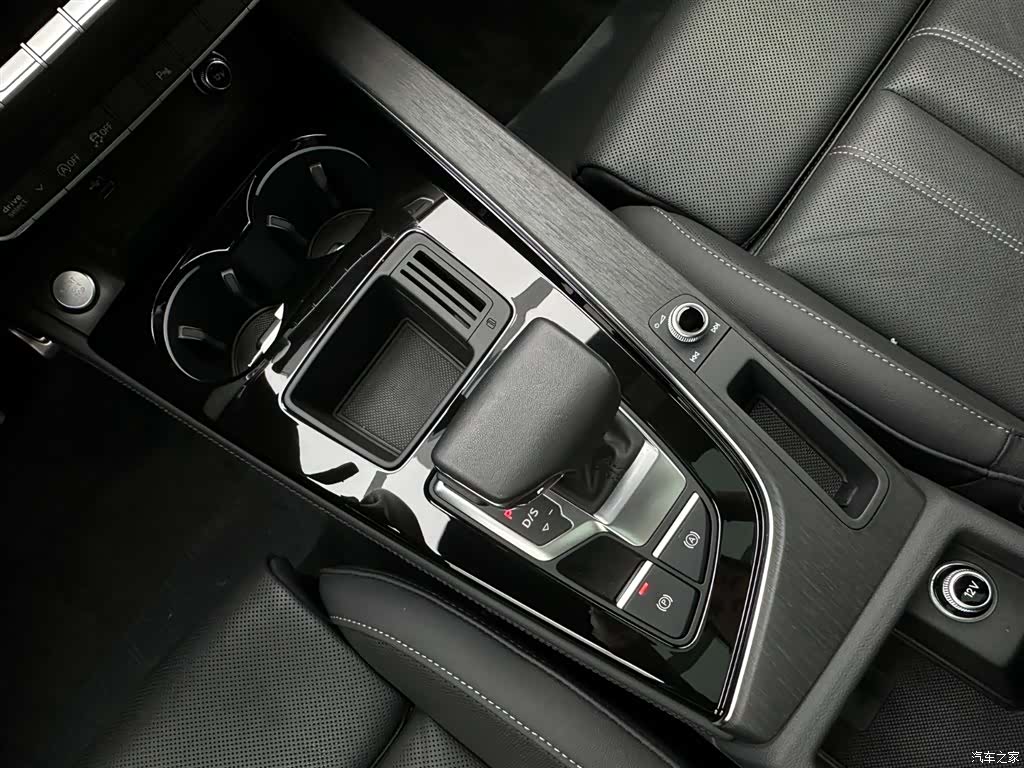 Audi A4L, 2024 13