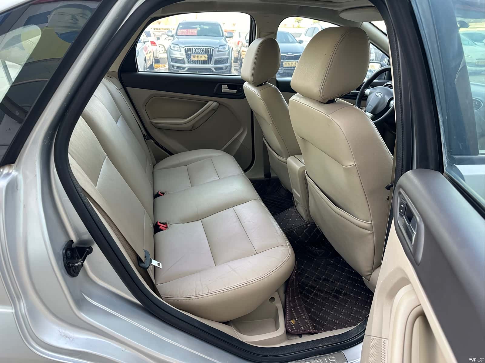 Ford Focus, 2014 13