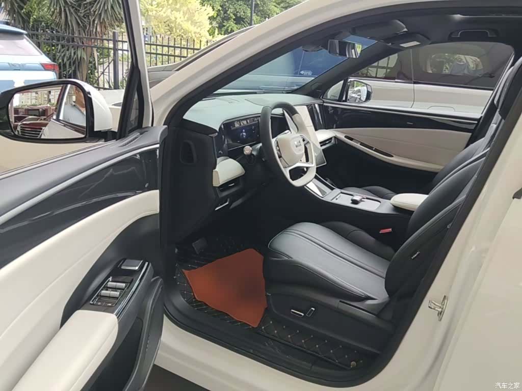 Geely Galaxy L7, 2023 16