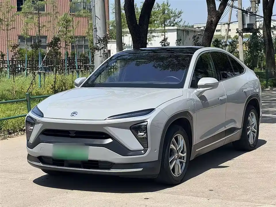 NIO EC6