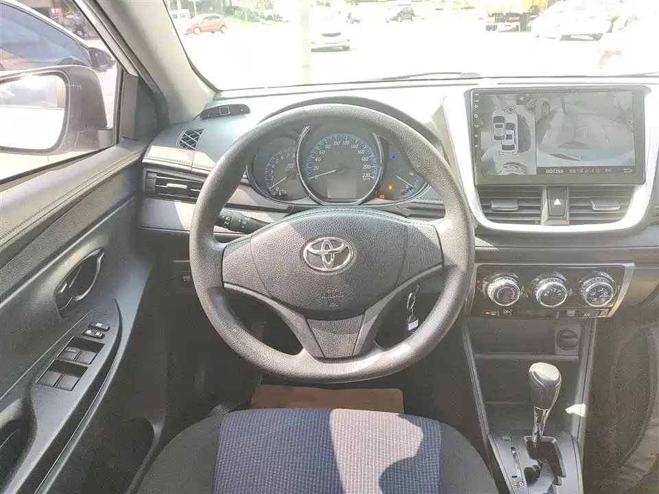 Toyota YARiS L Zhixuan