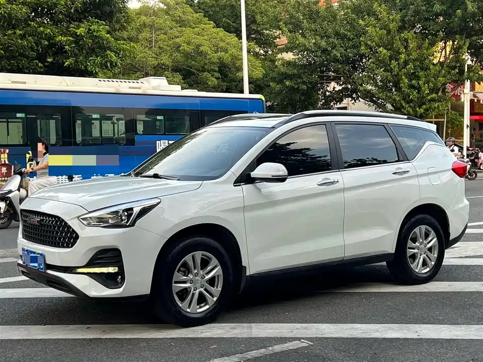 Haval M6