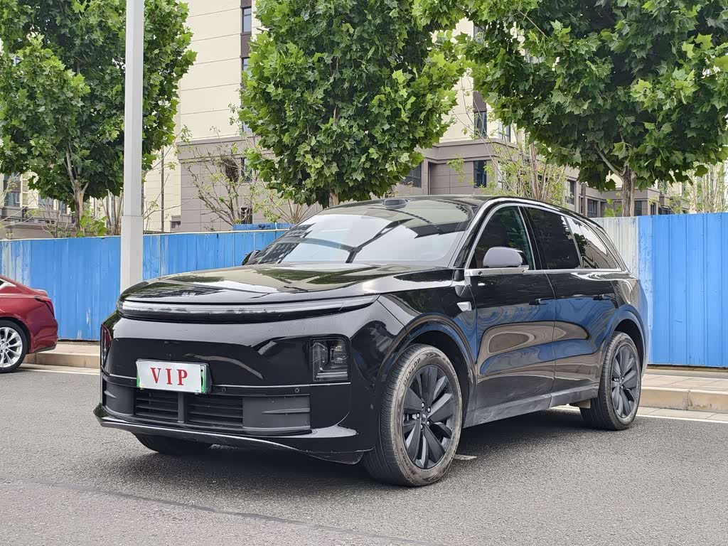 Li Auto L6