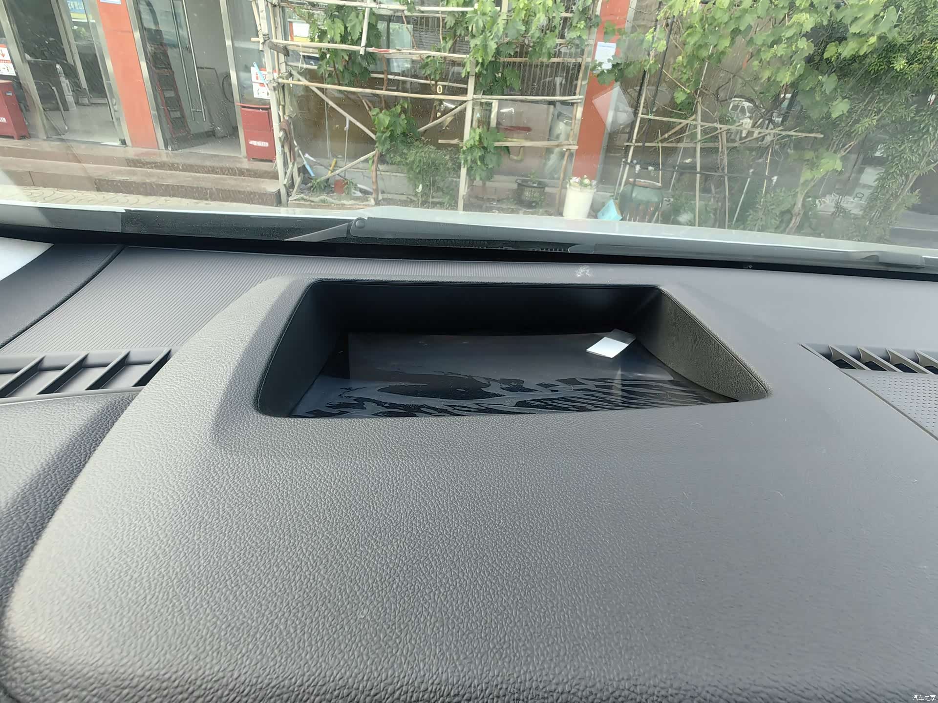 Buick Century, 2024 все фото