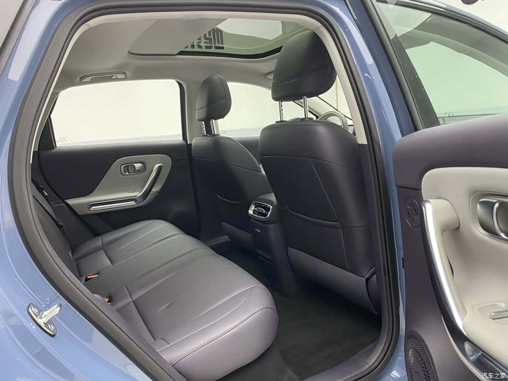 Leapmotor B01, 2025 25