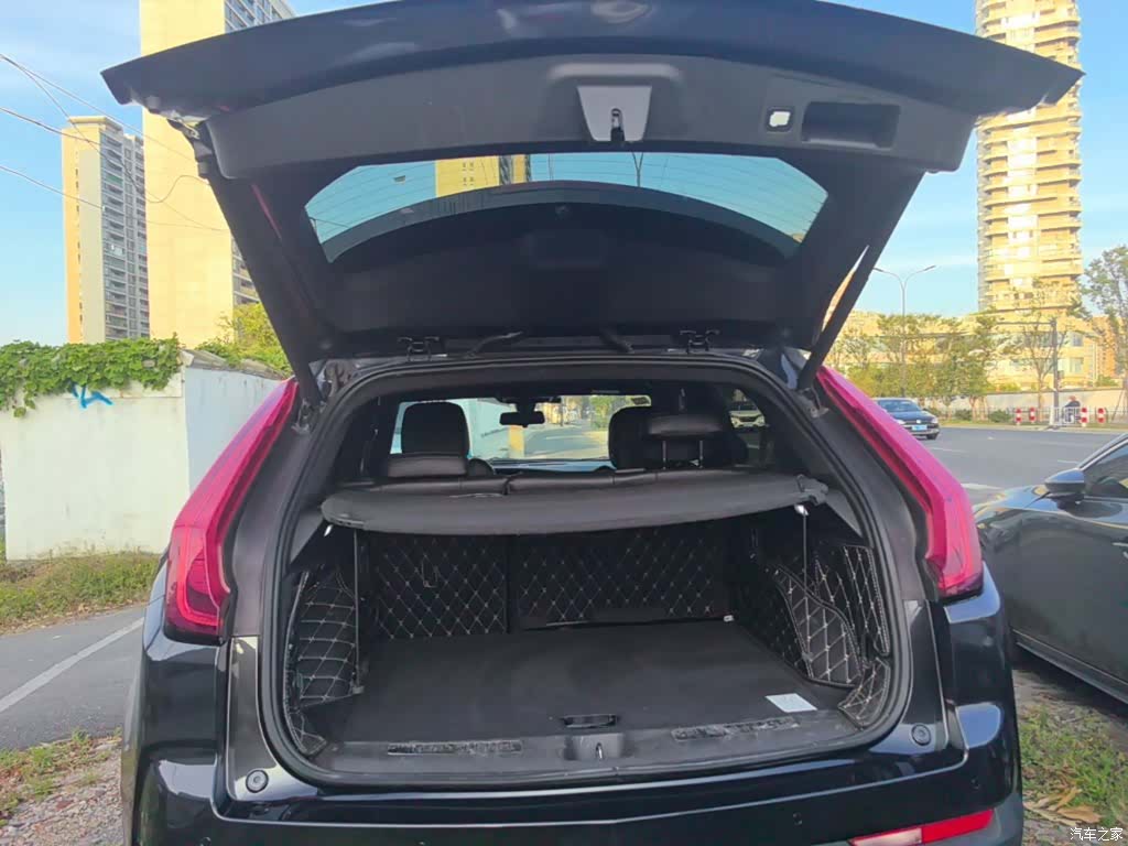 Cadillac XT4, 2018 19