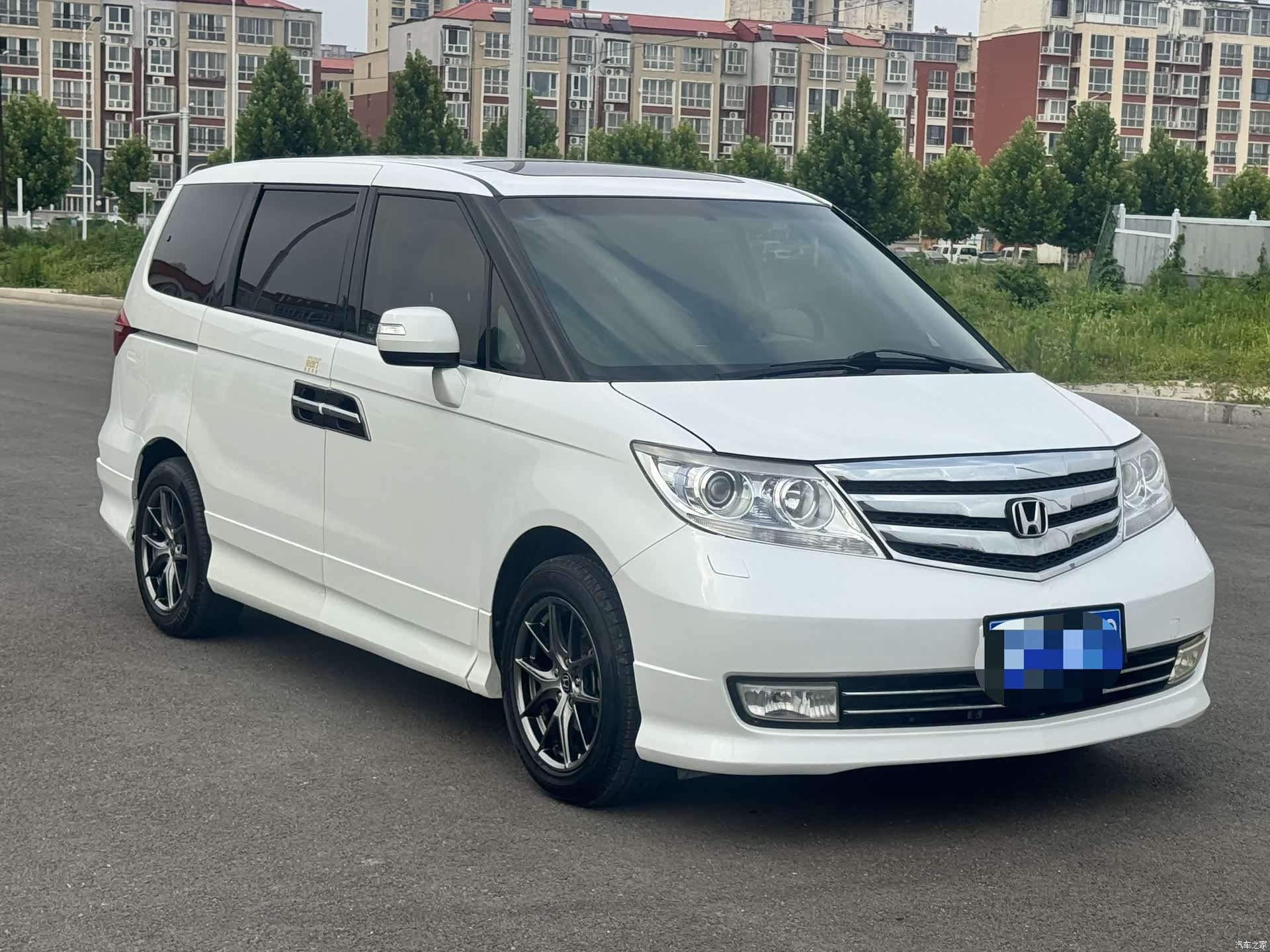 Honda Elysion, 2016 3