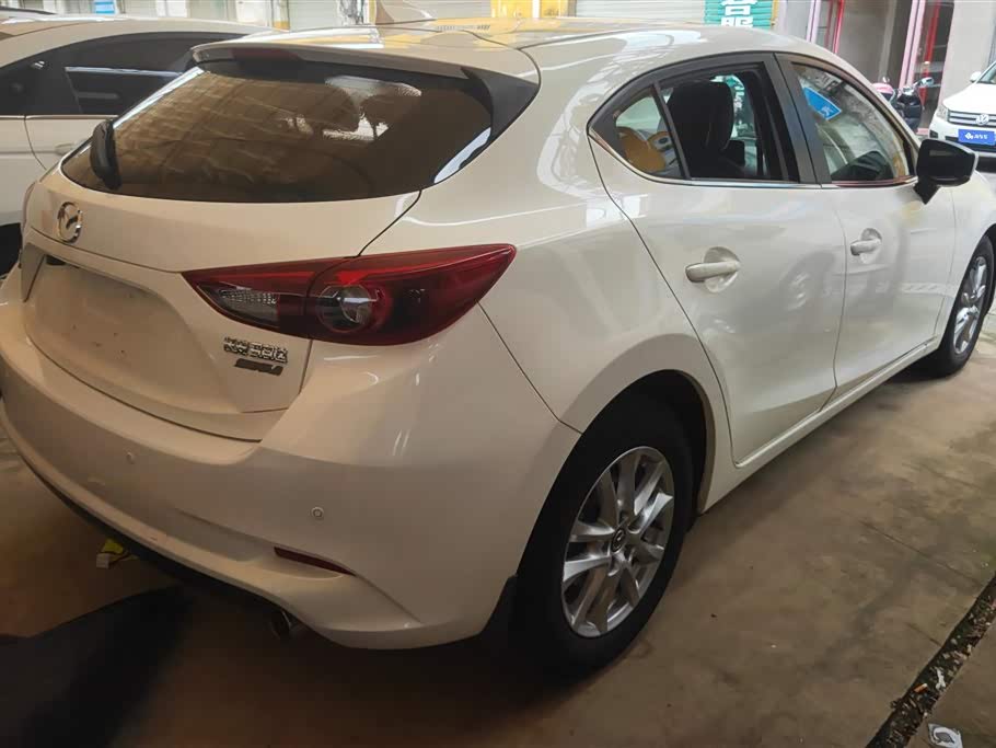 Mazda 3 Angkesaila Mazda 3 Angkesaila