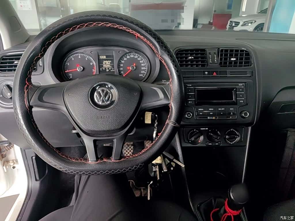 Volkswagen Polo, 2016 10