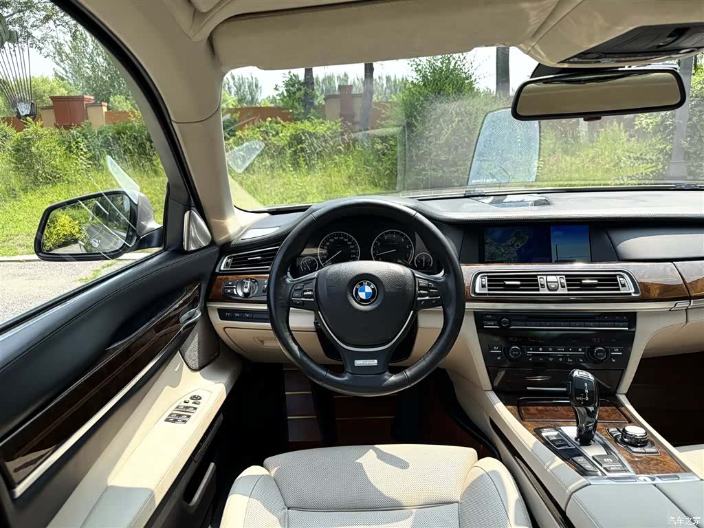 BMW 7 Series, 2012 13
