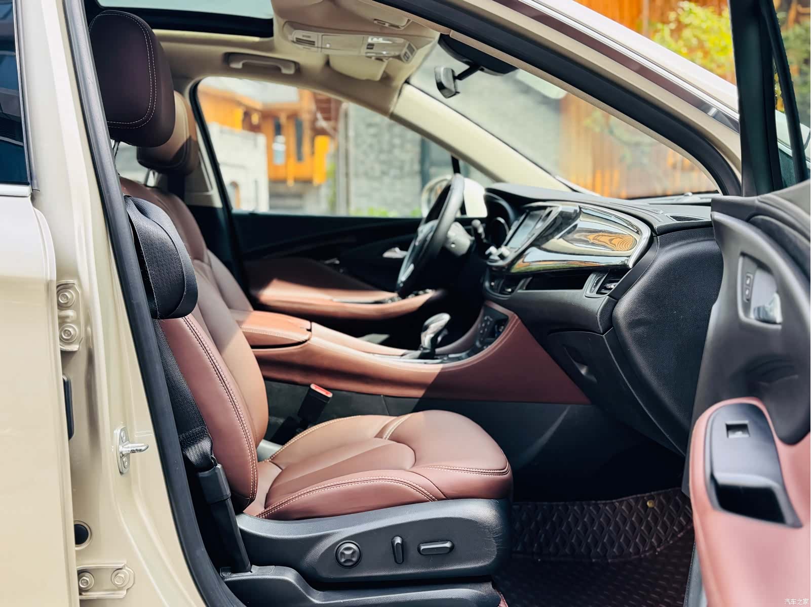 Buick Envision Plus, 2015 13