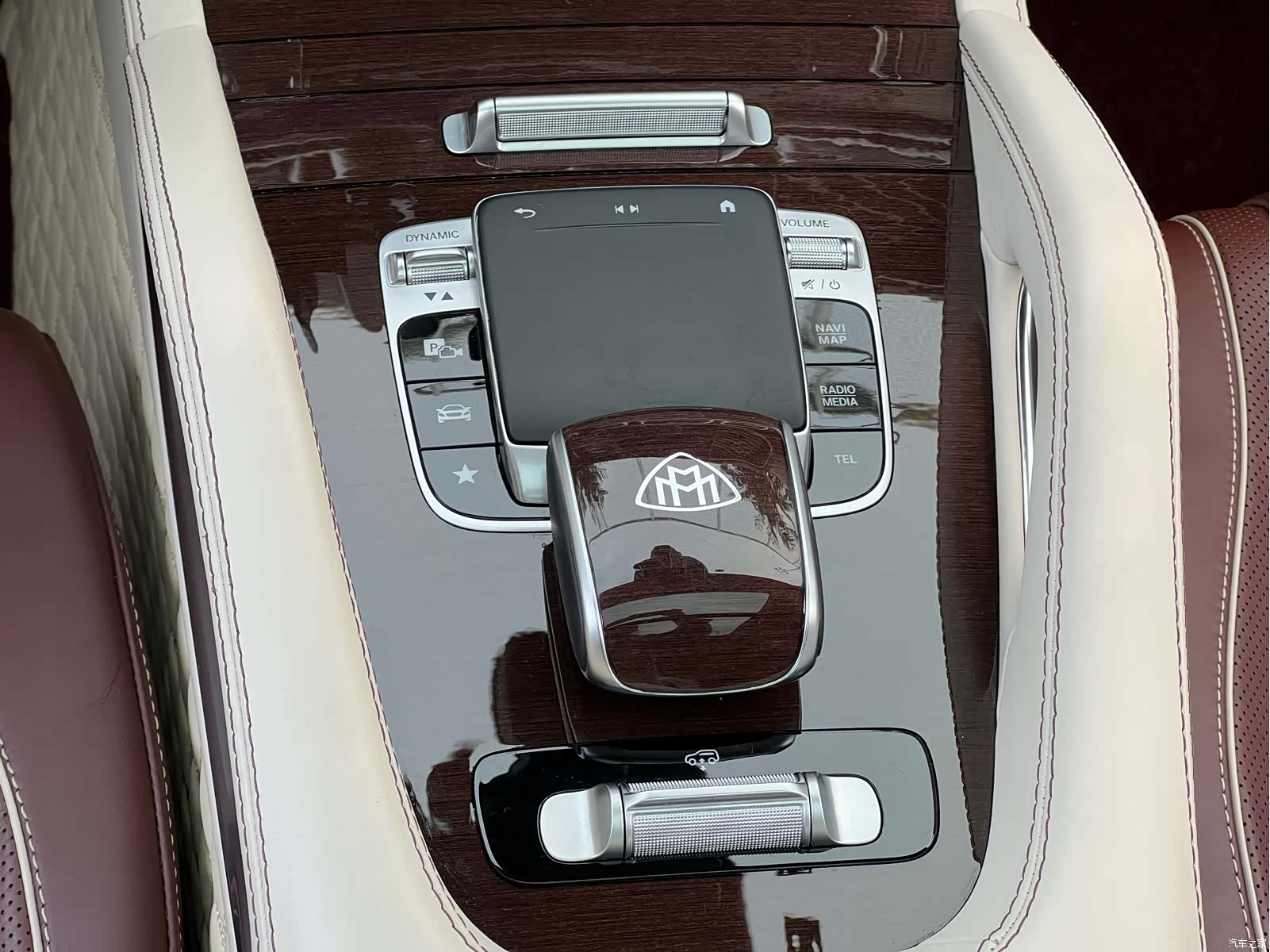 Maybach GLS, 2021 21