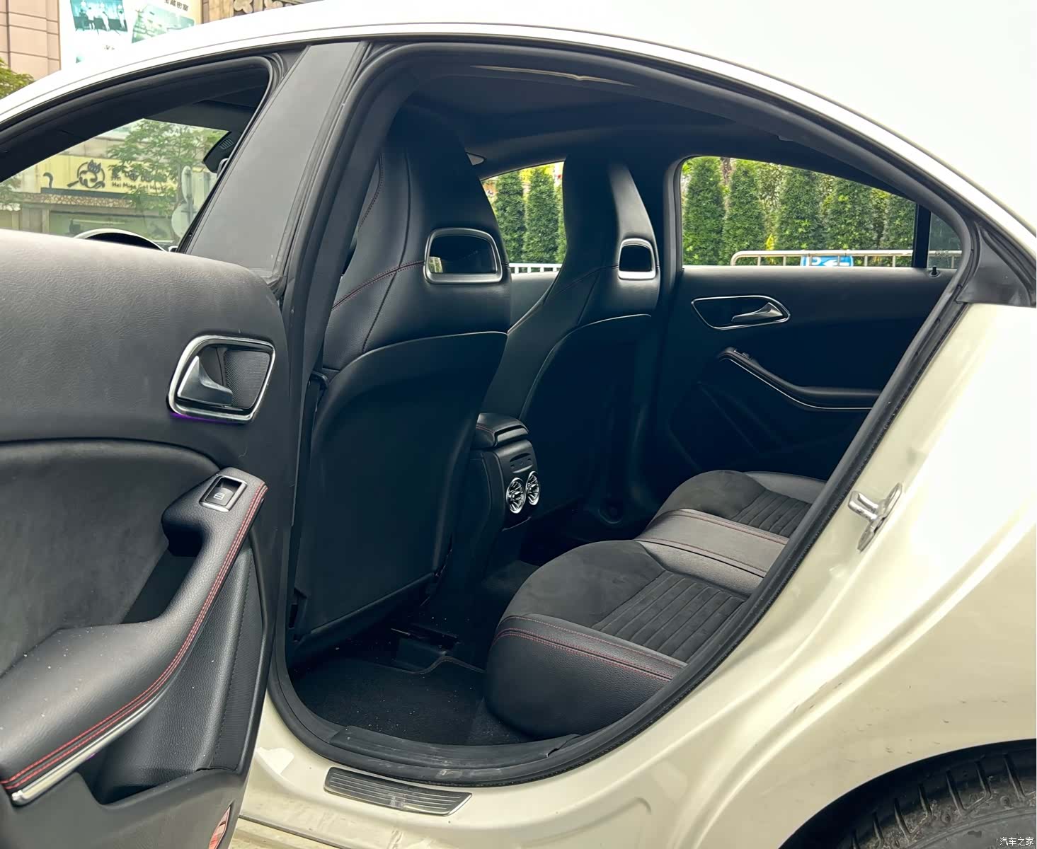 Mercedes-Benz CLA, 2016 9