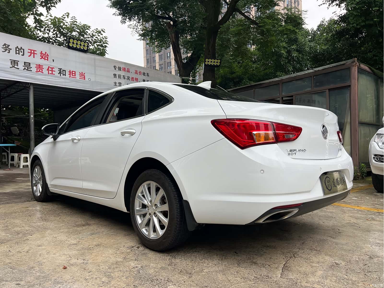 Buick Verano, 2017 19
