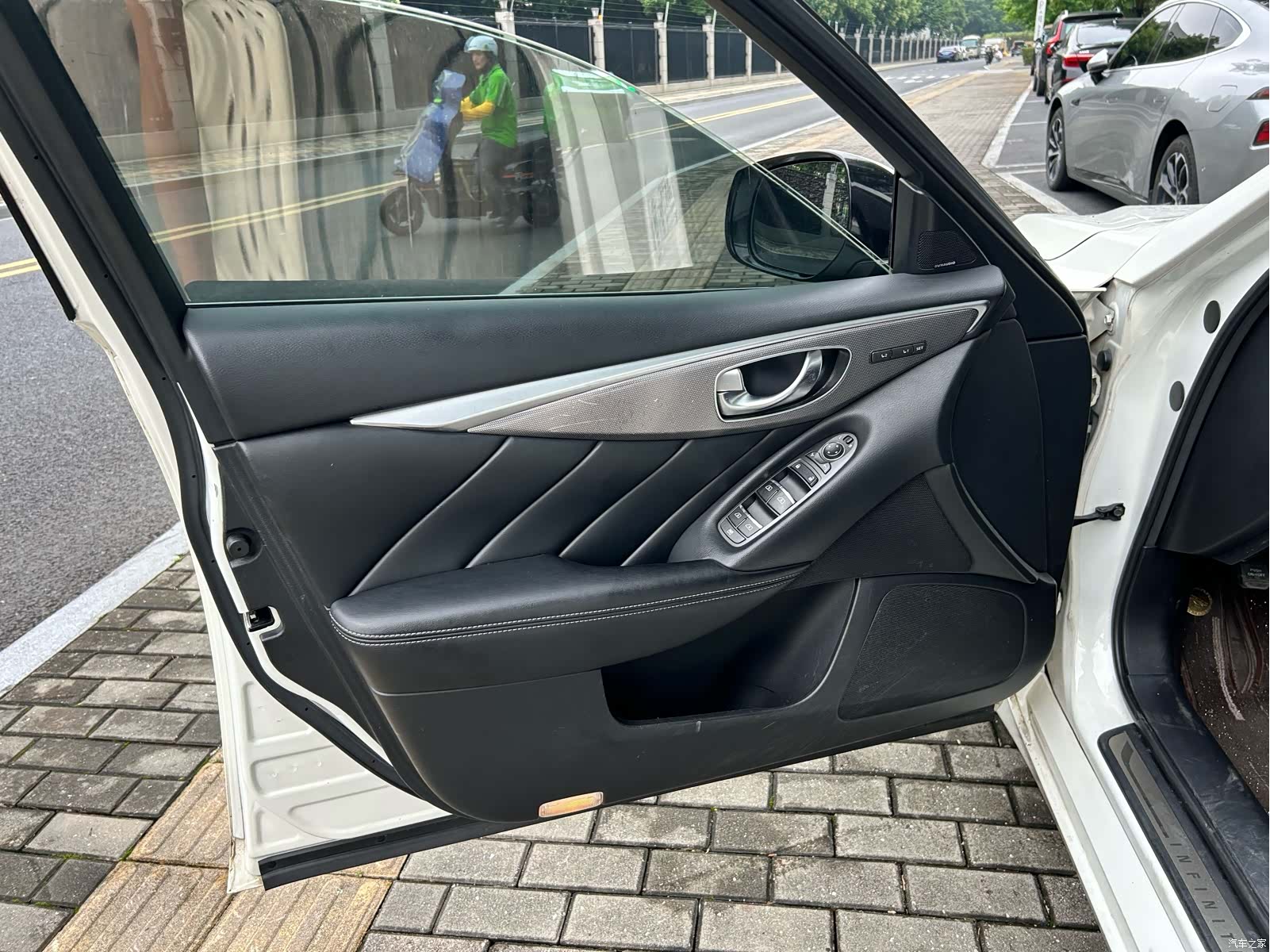 Infiniti Q50, 2015 9