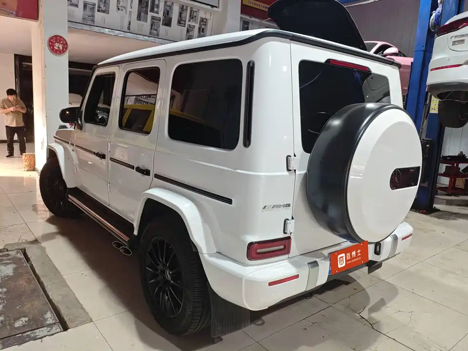 Mercedes-Benz G-class