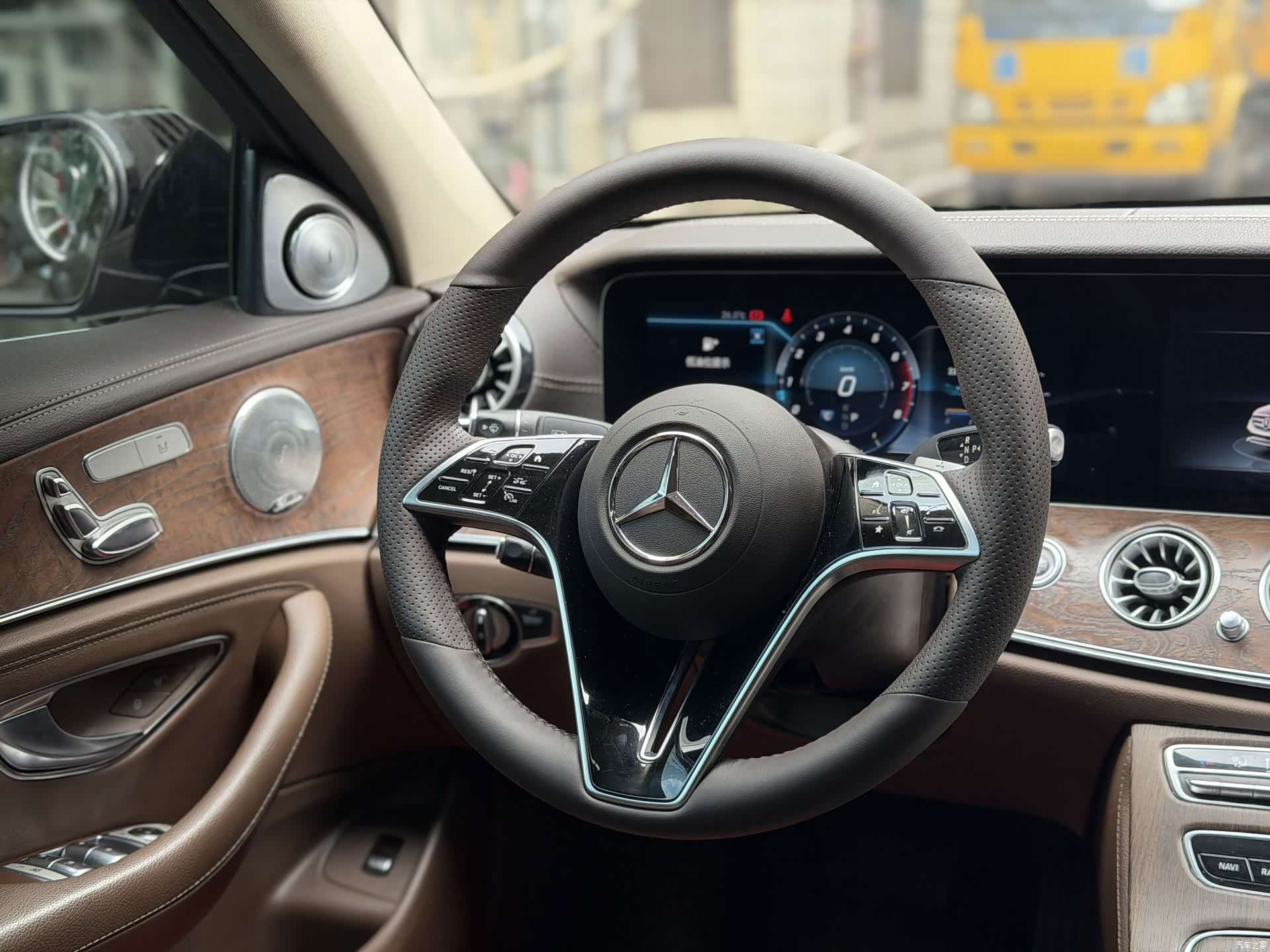 Mercedes-Benz E-Class, 2017 8