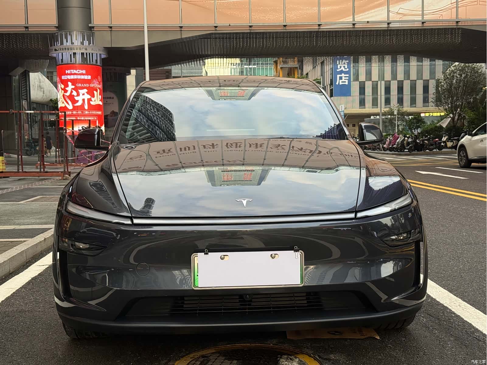 Tesla Model Y, 2025 2