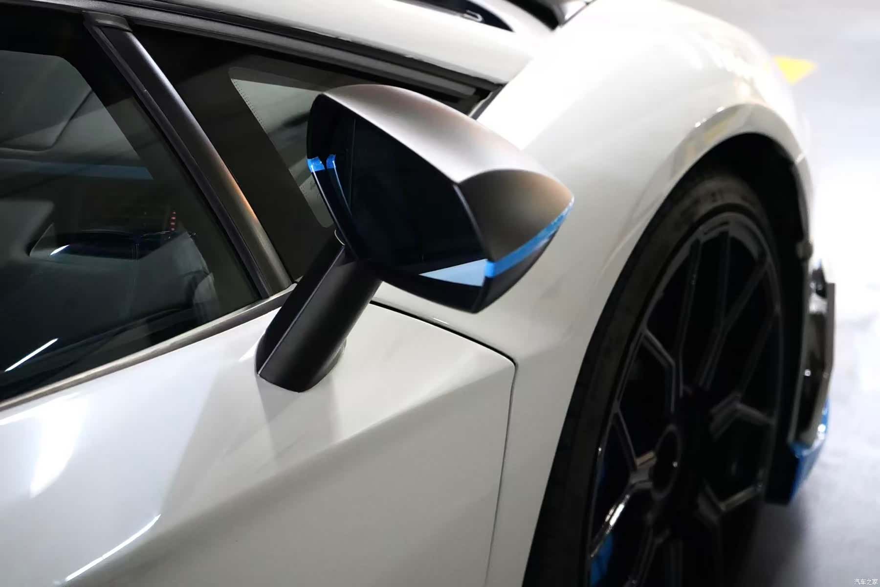 Lamborghini Aventador, 2012 7