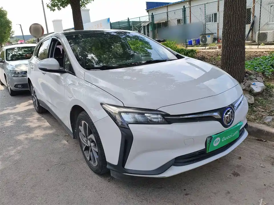 Buick Slightly blue 6