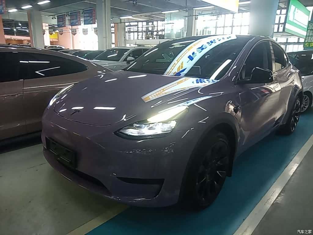 Tesla Model Y, 2023 2