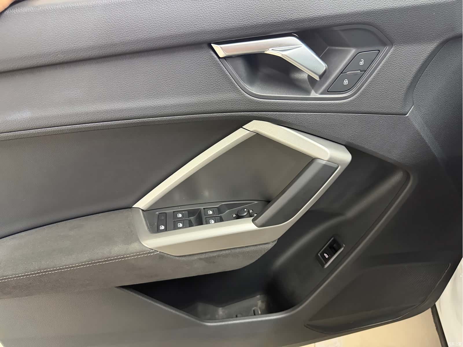 Audi Q3, 2023 12